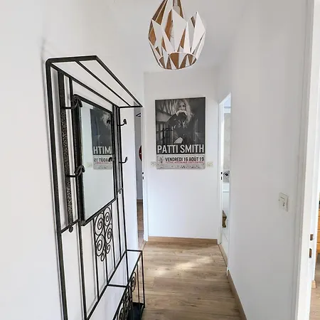 Cocon Lumineux Sous Les Toits De Séjour chez l'habitant *